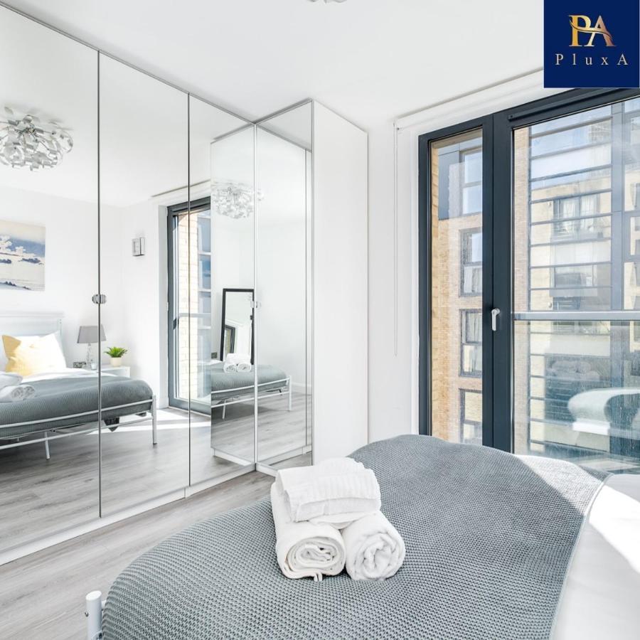 Pluxa Vivid Veranda Beautiful City Centre Apartment With Free Parking Birmingham Exteriör bild