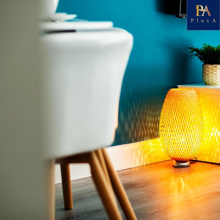Pluxa Vivid Veranda Beautiful City Centre Apartment With Free Parking Birmingham Exteriör bild