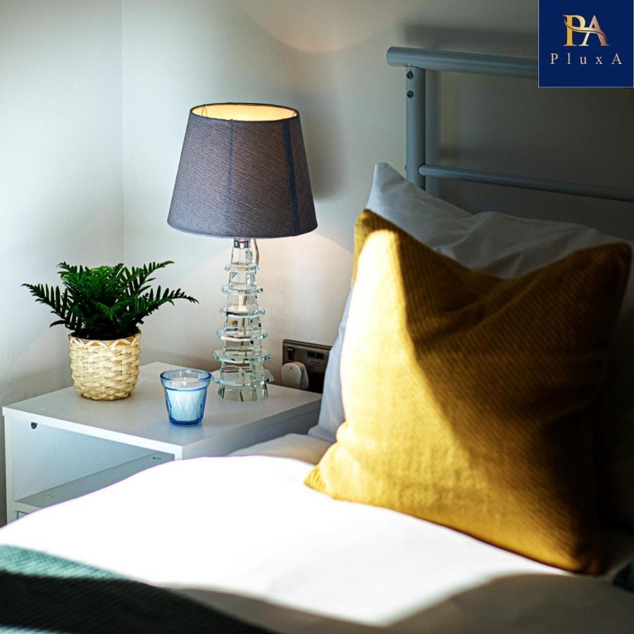 Pluxa Vivid Veranda Beautiful City Centre Apartment With Free Parking Birmingham Exteriör bild